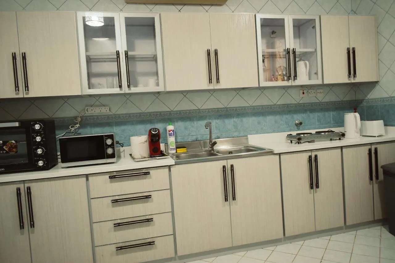 شقق وأجنحة التيوليب والروز وود الفاخرة Jeddah 0*,  Saudi Arabia
